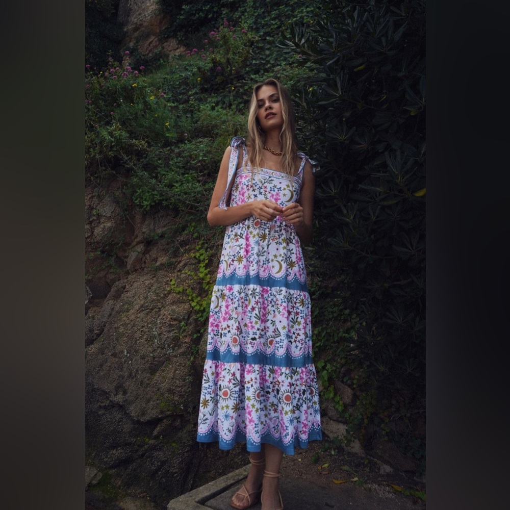 Floral Tie-Shoulder Maxi Dress in White and Blue